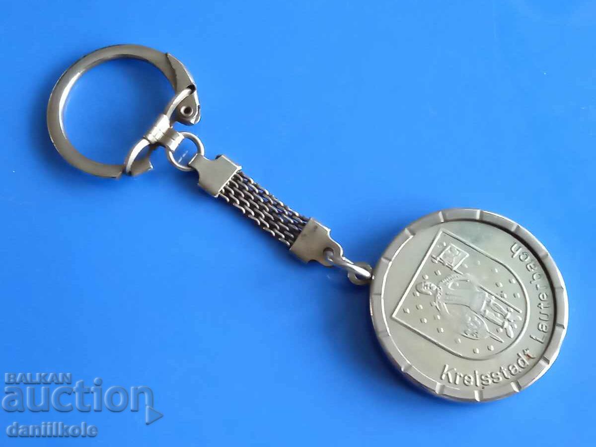 *$*Y*$* KEY RING WITH COIN HARDWARE - AWESOME *$*Y*$* - 7 *$*Y*$* KEY RING WITH COIN HARDWARE - AWESOME *$*Y*$* - 7