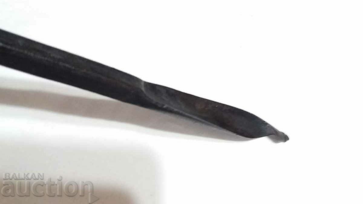 Antique rotary drill bit with price 15.00 BGN | € 7.67 Antique rotary drill bit with price 15.00 BGN | € 7.67