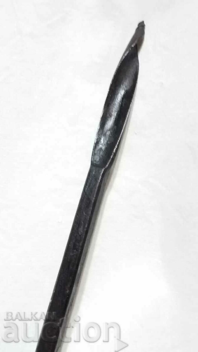 Auction Antique rotary drill bit Auction Antique rotary drill bit