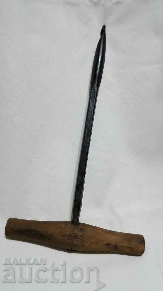 Delivery of Antique rotary drill bit Delivery of Antique rotary drill bit