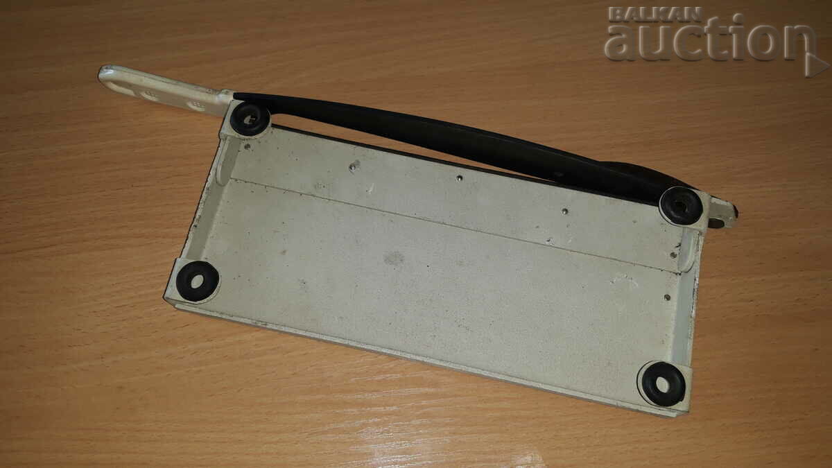 vintage guillotine scissors for photos - 7 vintage guillotine scissors for photos - 7