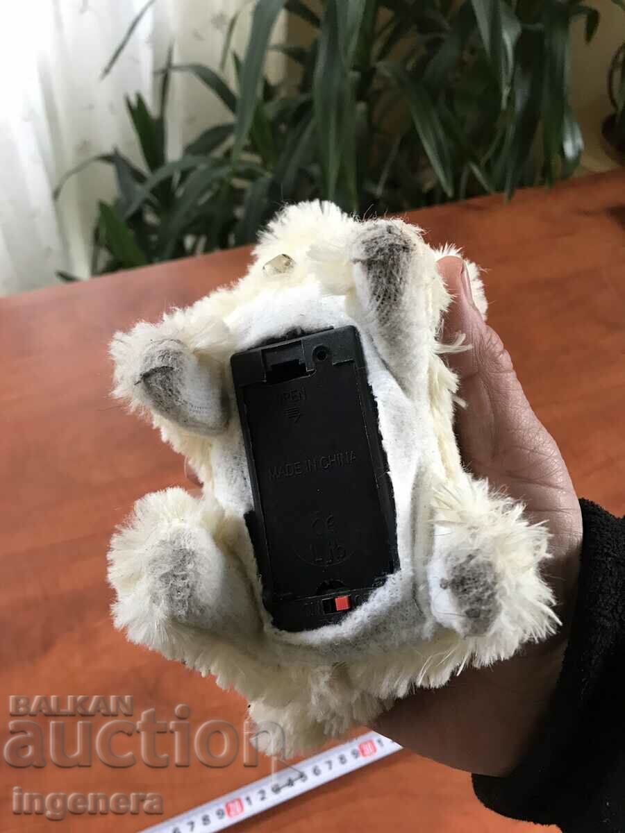 TOY DOG ELECTRONICS BARKS PLAYS WORKS - 5 TOY DOG ELECTRONICS BARKS PLAYS WORKS - 5