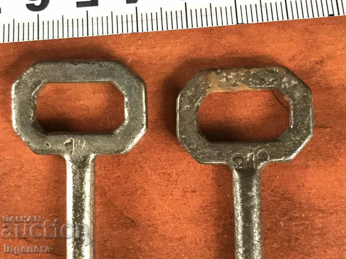 Auction ANTIQUE KEY FROM GRANDMOTHER AND GRANDFATHER'S CHESTS LATCH PADLOCK-2 PCS Auction ANTIQUE KEY FROM GRANDMOTHER AND GRANDFATHER'S CHESTS LATCH PADLOCK-2 PCS