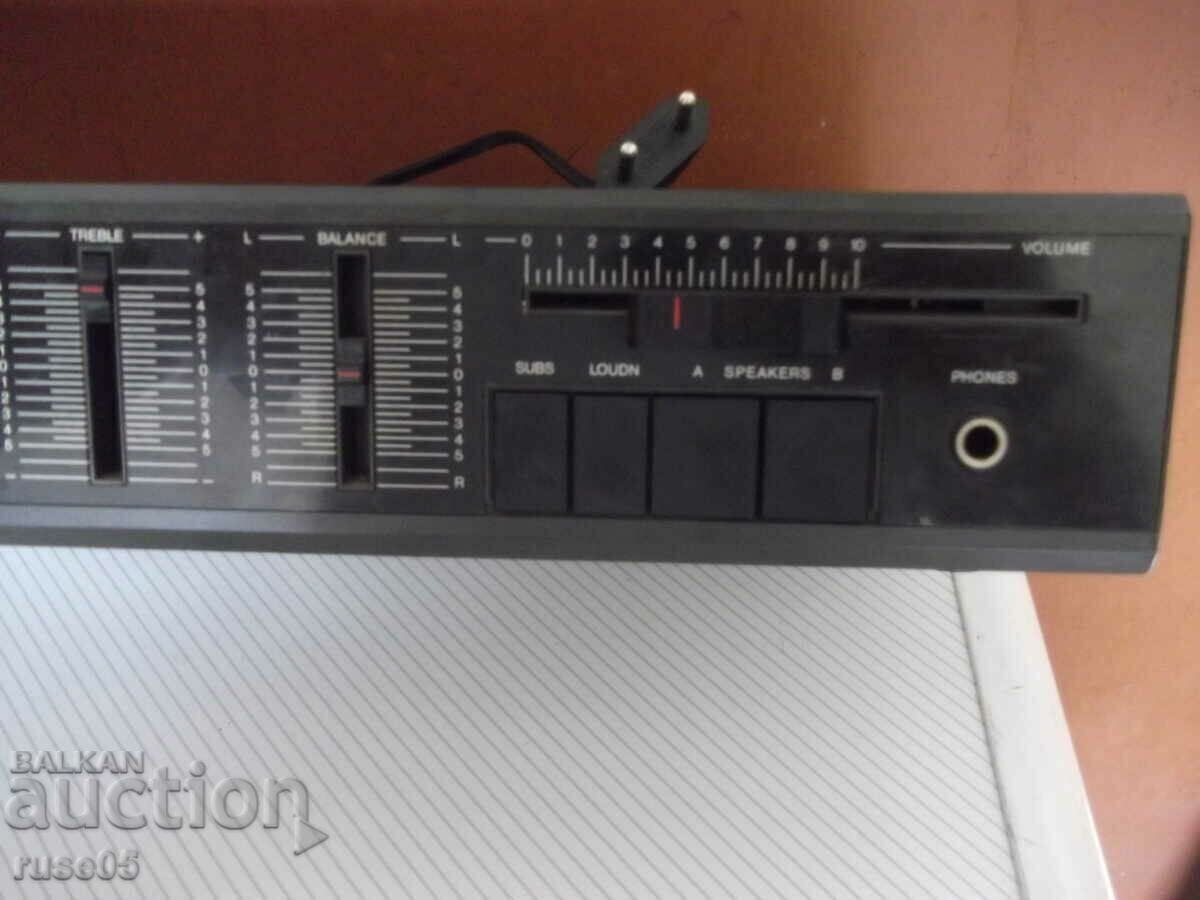 Δημοπρασία Ενισχυτής "Dual - CV 1230" Γαλλικό που λειτουργεί Δημοπρασία Ενισχυτής "Dual - CV 1230" Γαλλικό που λειτουργεί