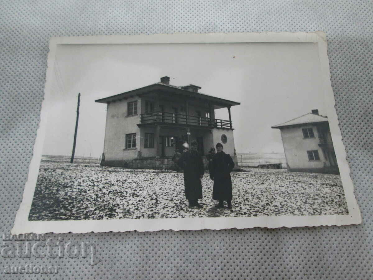 Delivery of OLD MILITARY PHOTO, BORDER POST Delivery of OLD MILITARY PHOTO, BORDER POST