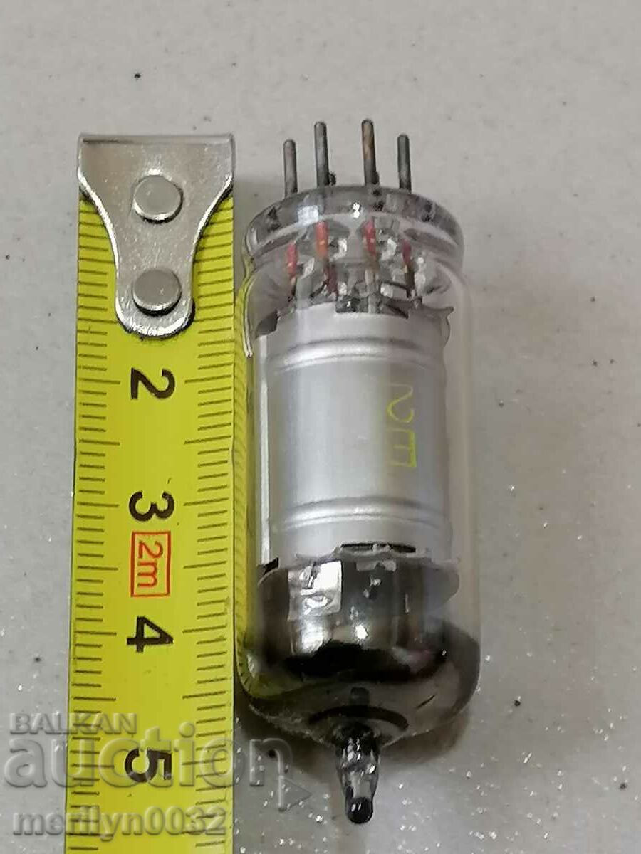 Аукцион Радио лампа TUNGSRAM 1А5Т радиоапарат Аукцион Радио лампа TUNGSRAM 1А5Т радиоапарат