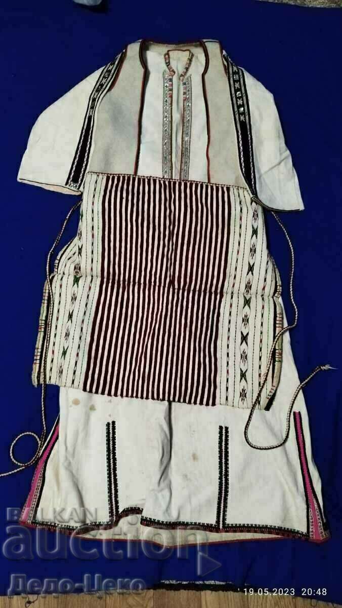 Costum macedonean din secolul al XIX-lea