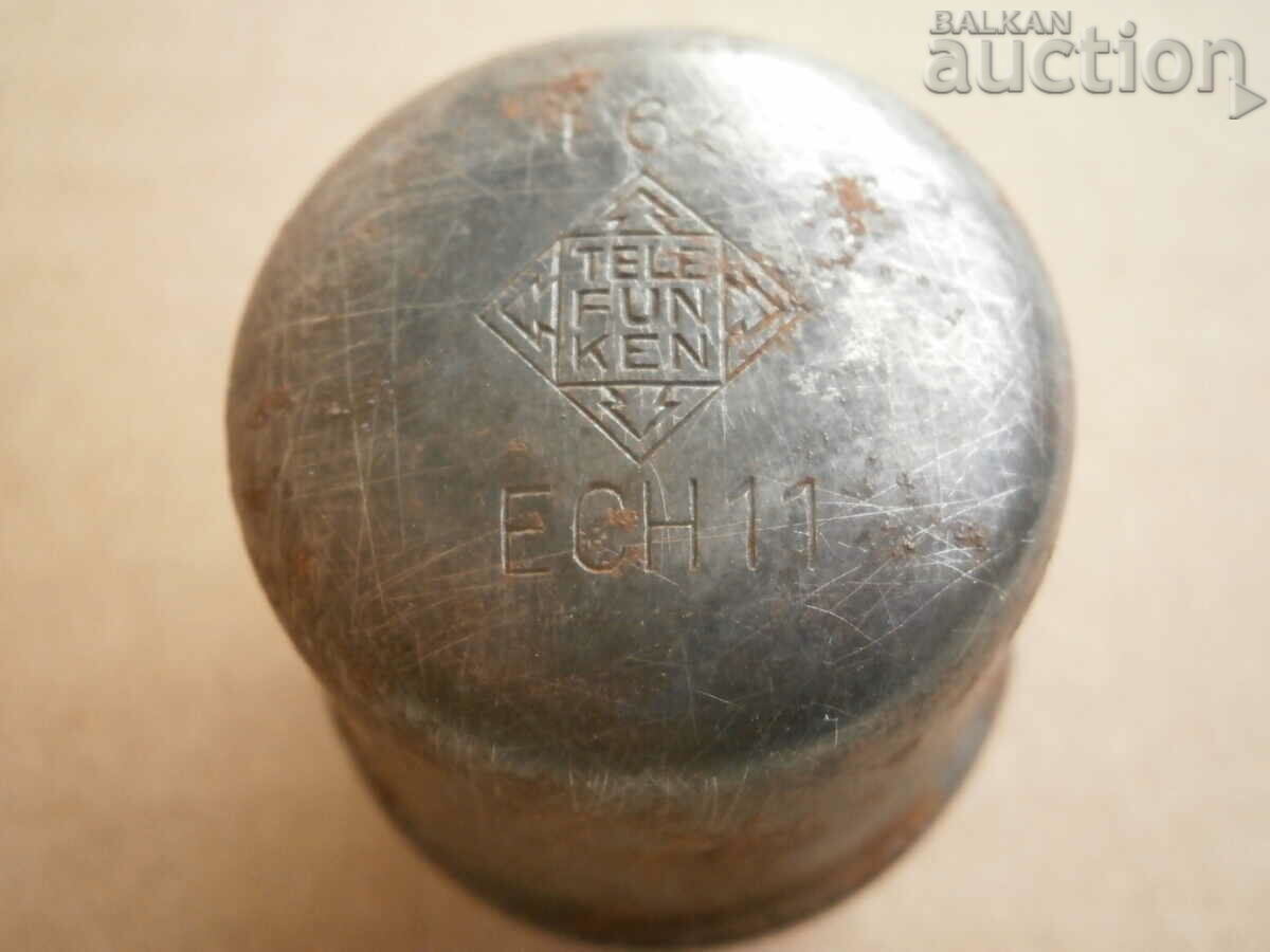 Radio lamp, radio set Telefunken ECH 11 with price 21.00 BGN | € 10.74 Radio lamp, radio set Telefunken ECH 11 with price 21.00 BGN | € 10.74