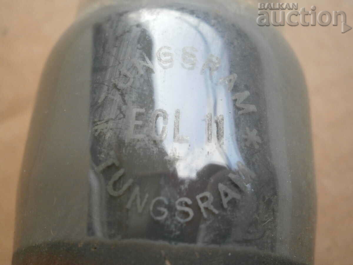 Delivery of Radio lamp ECL 11 radio set Delivery of Radio lamp ECL 11 radio set