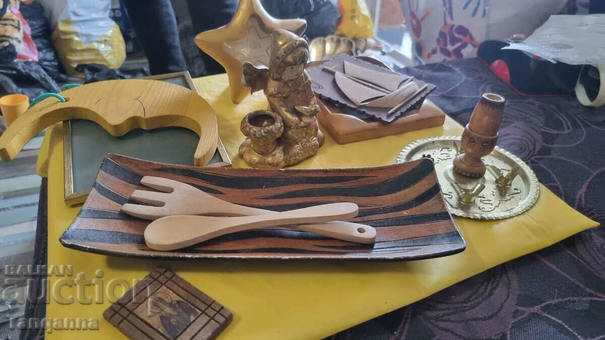 Auction Souvenirs Auction Souvenirs