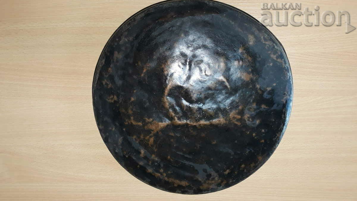 Delivery of antique tray handmade forged from copper Delivery of antique tray handmade forged from copper