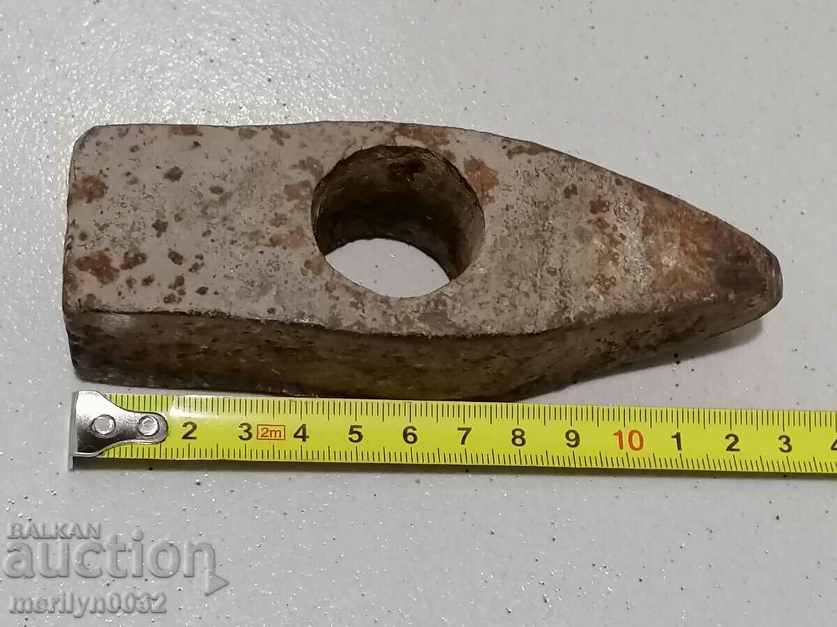 An old stone hammer, a tool, a kink - 6