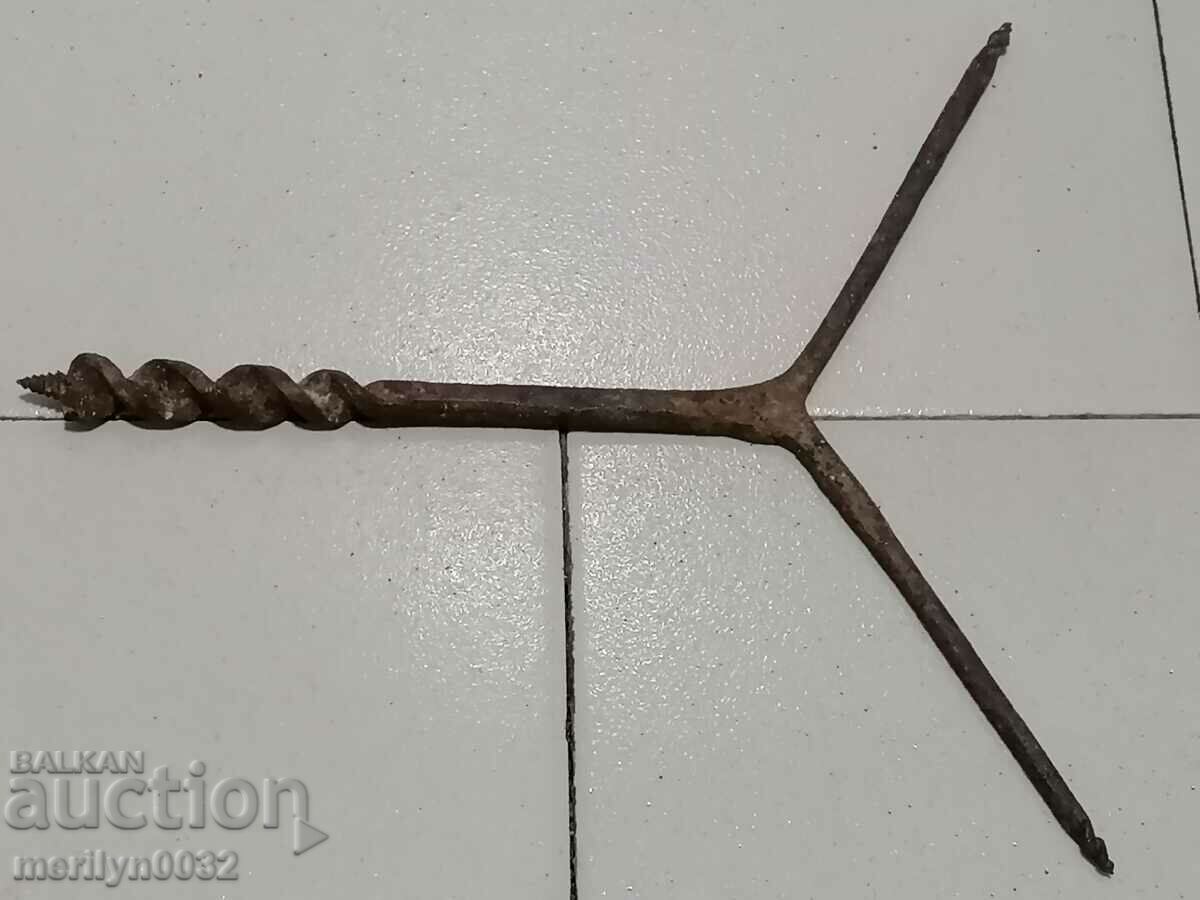 Ancient crutch, burgundy, screwdriver, wrought iron with price 33.00 BGN | € 16.87 Ancient crutch, burgundy, screwdriver, wrought iron with price 33.00 BGN | € 16.87