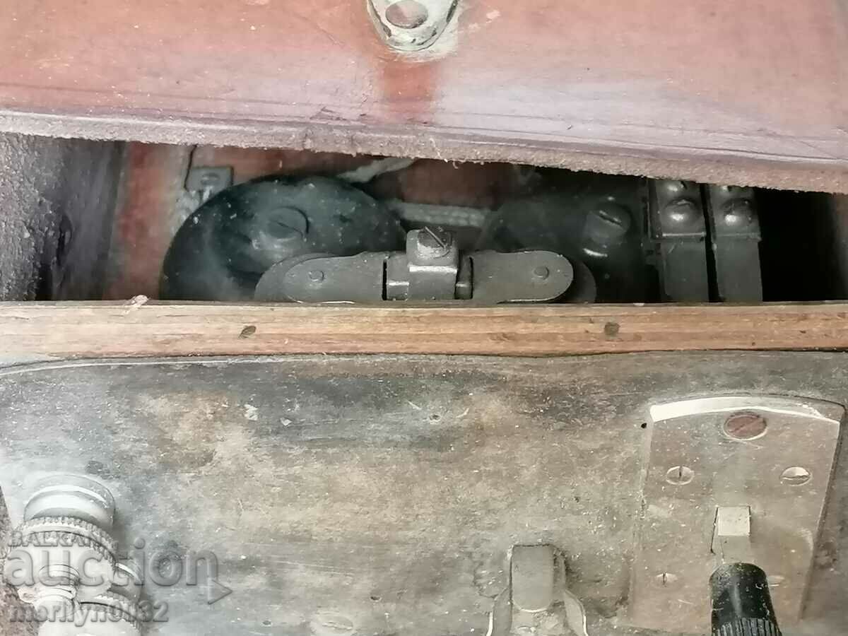 Military WW1 WW2 hand crank Bulgarian telephone - 6 Military WW1 WW2 hand crank Bulgarian telephone - 6