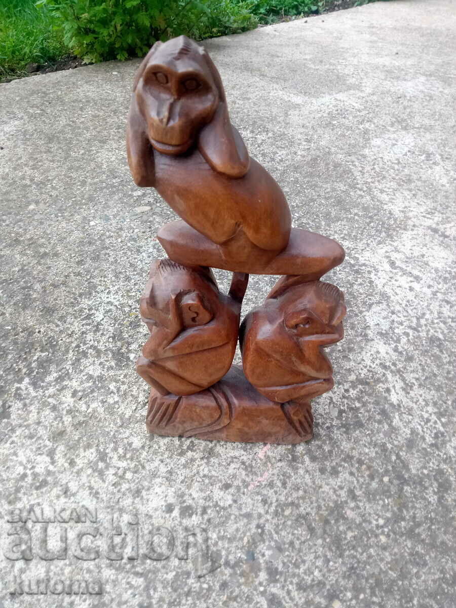 The three monkeys heard us, saw us, understood us