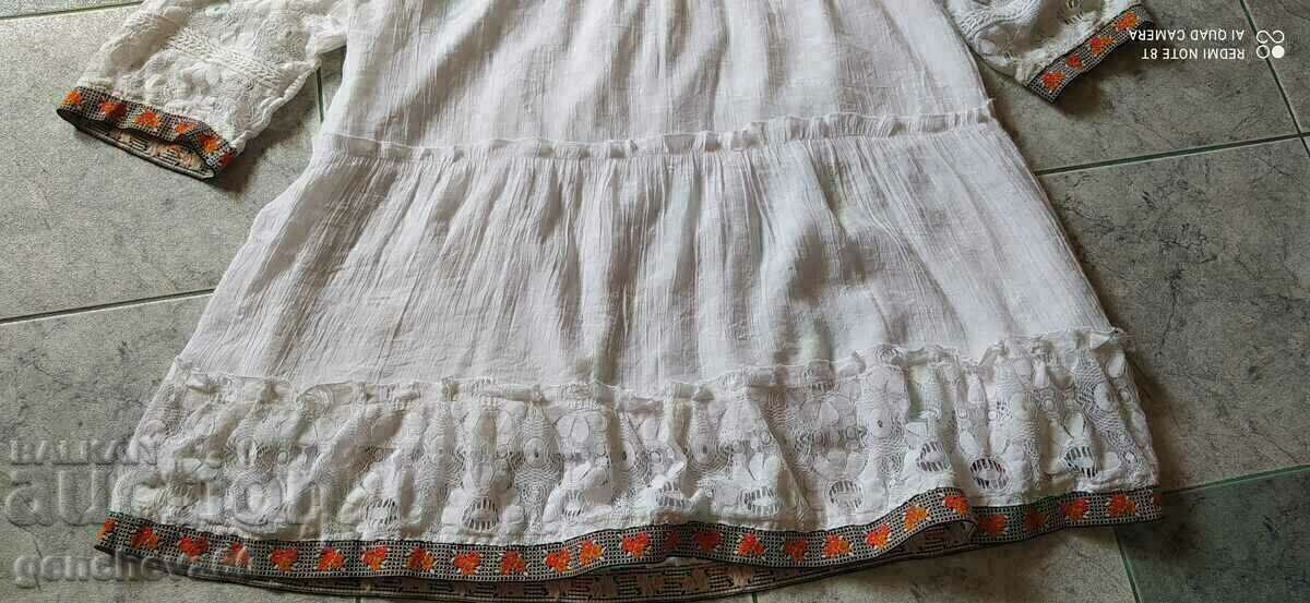 White dress with lace, wide - 6 White dress with lace, wide - 6