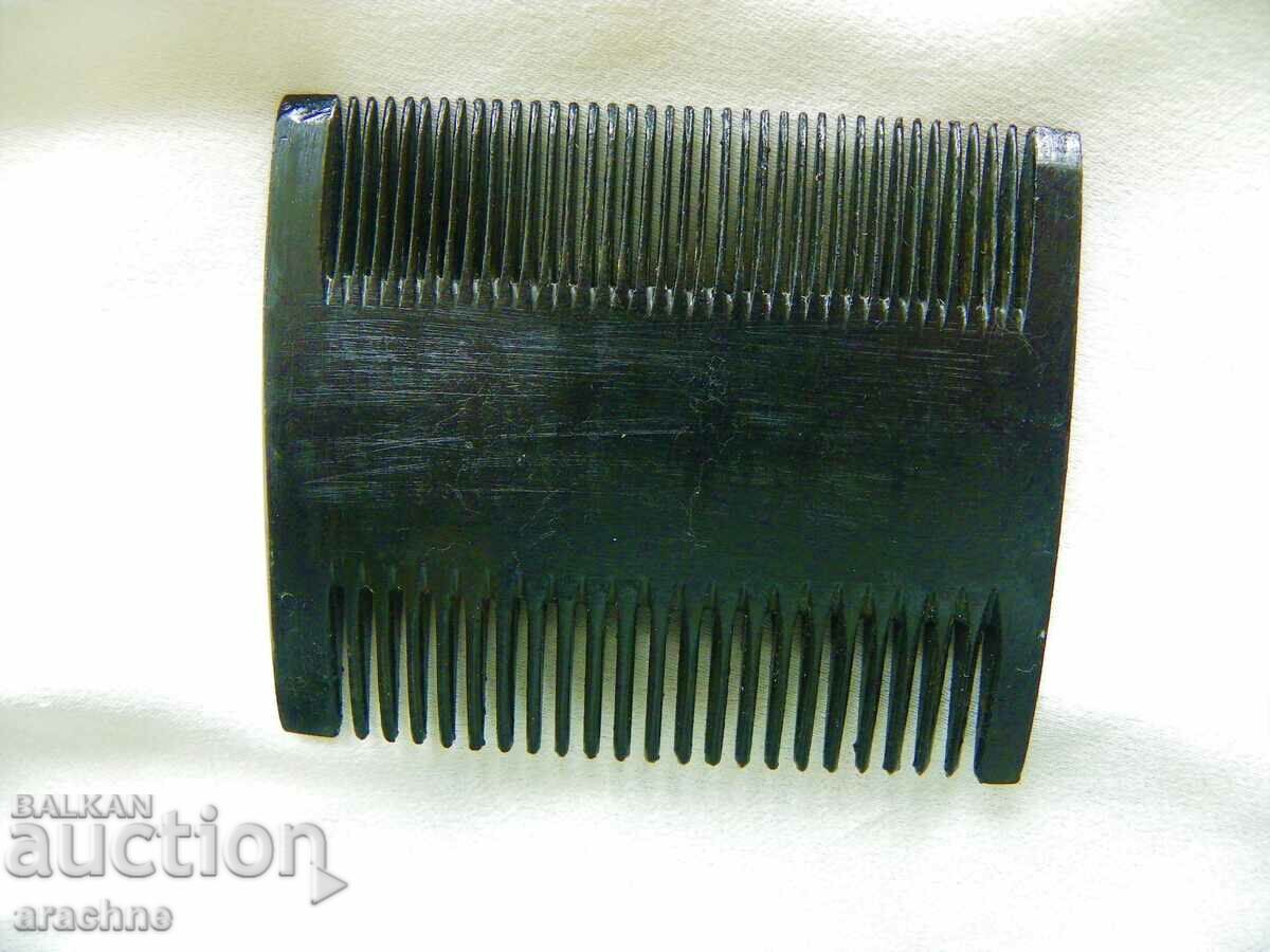 Ceylon ebony comb with price 30.00 BGN | € 15.34 Ceylon ebony comb with price 30.00 BGN | € 15.34