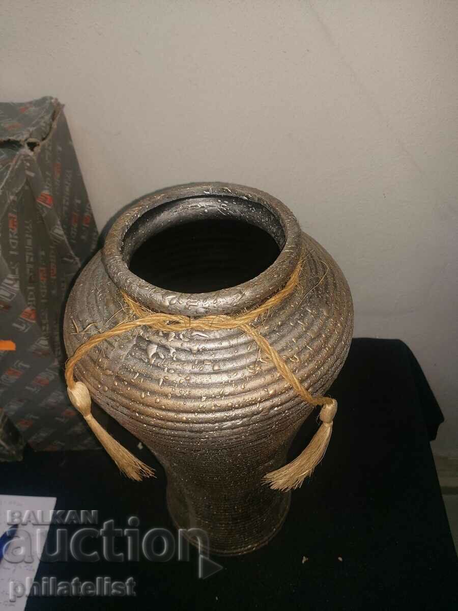 vase for home decoration with price 50.00 BGN | € 25.56 vase for home decoration with price 50.00 BGN | € 25.56