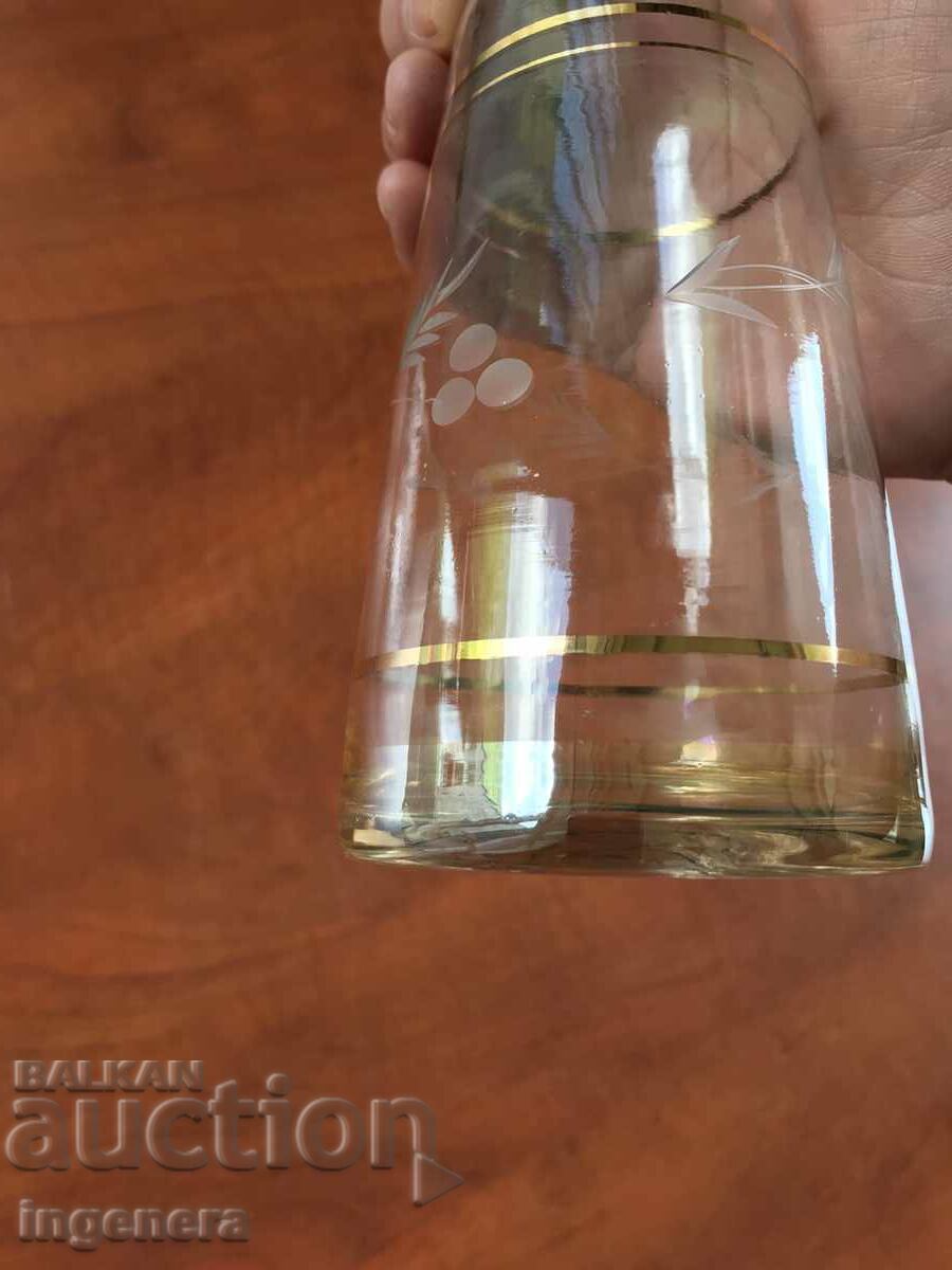 CARAFE BOTTLE FROM SOCA THIN-WALLED ENGRAVED GOLD - 6 CARAFE BOTTLE FROM SOCA THIN-WALLED ENGRAVED GOLD - 6