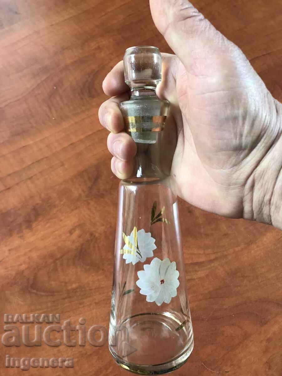 Auction CARAFE BOTTLE FROM SOCA THIN-WALLED ENGRAVED GOLD Auction CARAFE BOTTLE FROM SOCA THIN-WALLED ENGRAVED GOLD