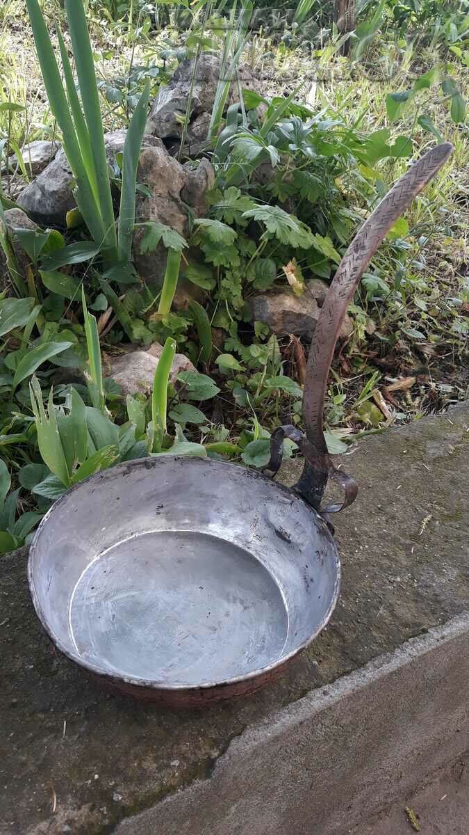 antique copper pan handmade copper vessel copper with price 125.00 BGN | € 63.91 antique copper pan handmade copper vessel copper with price 125.00 BGN | € 63.91