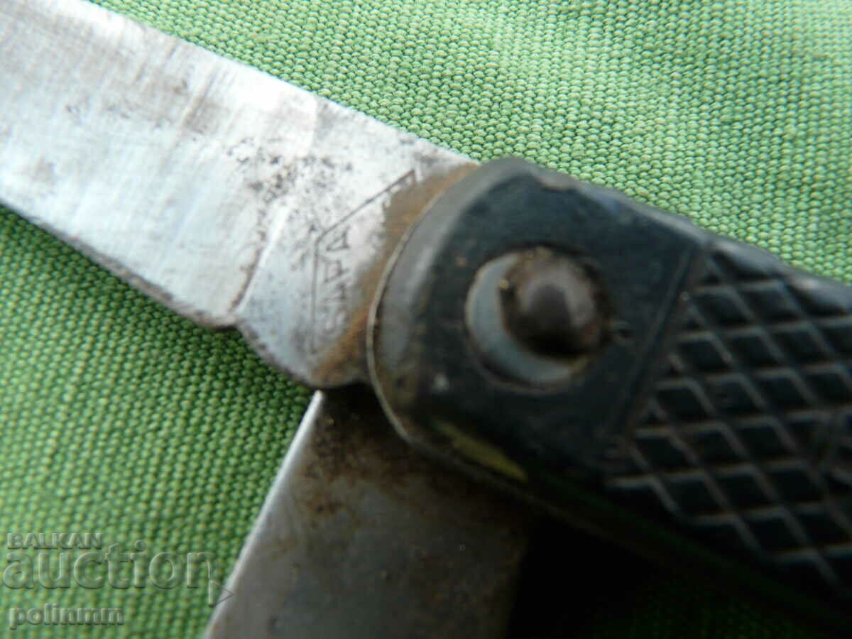 Auction Old Greek military folding knife - 256 Auction Old Greek military folding knife - 256