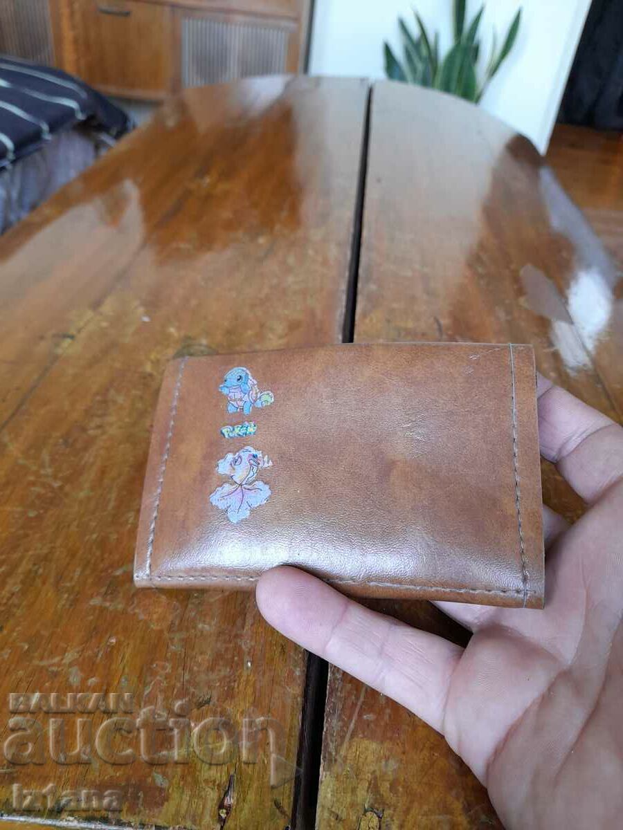 Auction An old leather purse Auction An old leather purse