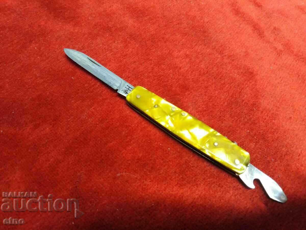 OLD BULGARIAN POCKET KNIFE VELIKO TARNOVO with price 25.00 BGN | € 12.78 OLD BULGARIAN POCKET KNIFE VELIKO TARNOVO with price 25.00 BGN | € 12.78