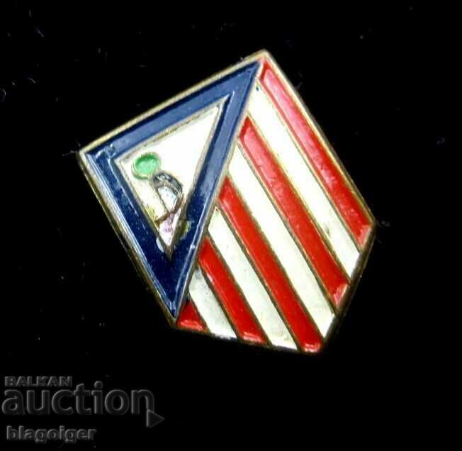 OLD FOOTBALL BADGE - ATLETICO MADRID with price 11.99 BGN | € 6.13 OLD FOOTBALL BADGE - ATLETICO MADRID with price 11.99 BGN | € 6.13