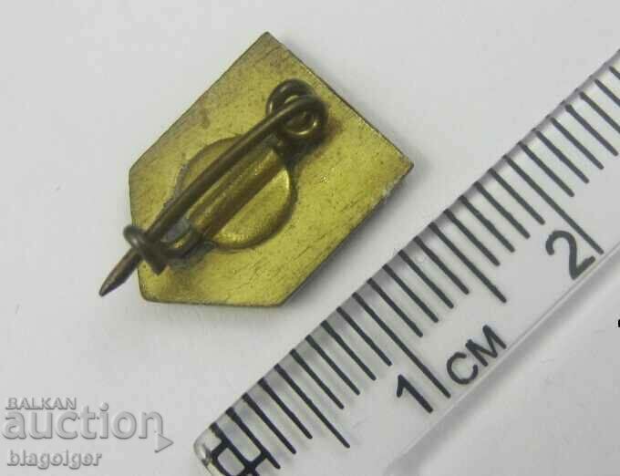 Auction OLD FOOTBALL BADGE - ATLETICO MADRID Auction OLD FOOTBALL BADGE - ATLETICO MADRID