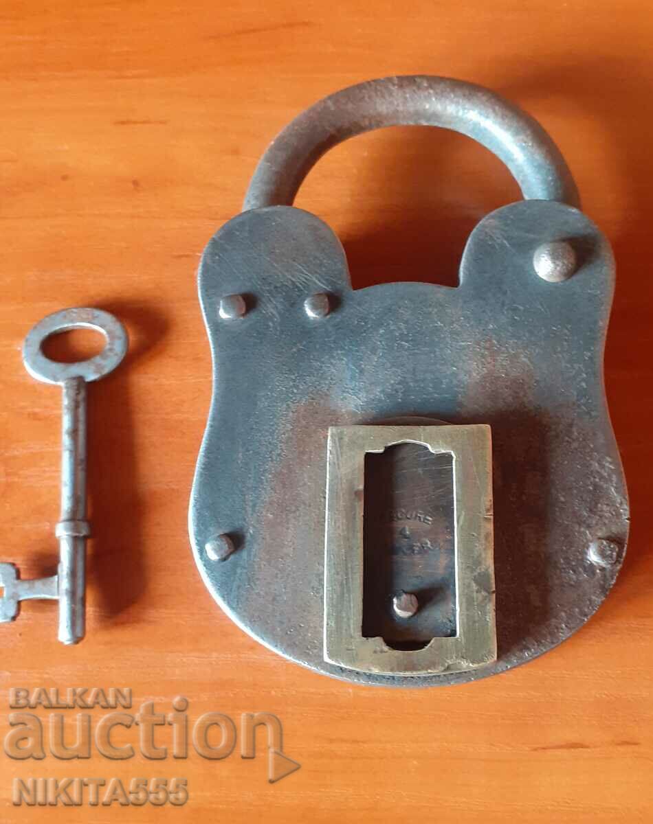 A rare large padlock from the 1920s-30s with price 200.00 BGN | € 102.26 A rare large padlock from the 1920s-30s with price 200.00 BGN | € 102.26