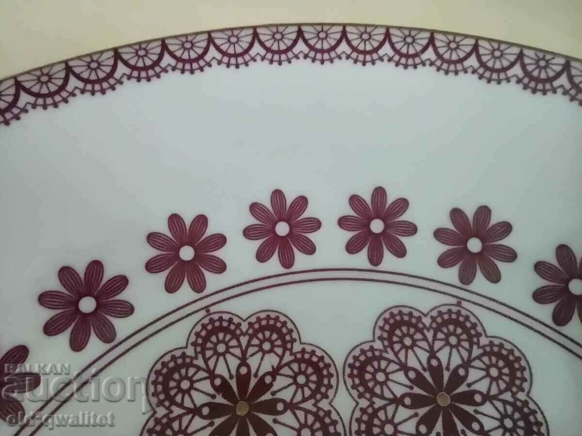 Delivery of Porcelain large decorative PLATE, Germany Weimar, 30 cm