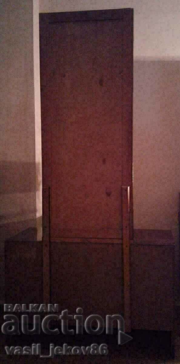 Retro Dresser with price 130.00 BGN | € 66.47 Retro Dresser with price 130.00 BGN | € 66.47