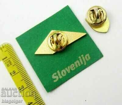 Delivery of FOOTBALL BADGES-FOOTBALL FEDERATION OF SLOVENIA-LOT OF 2 BADGES
