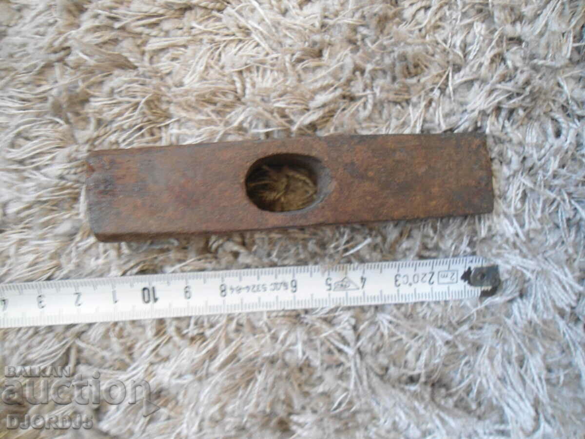 Delivery of Old hammer, 0.300 kg. Delivery of Old hammer, 0.300 kg.