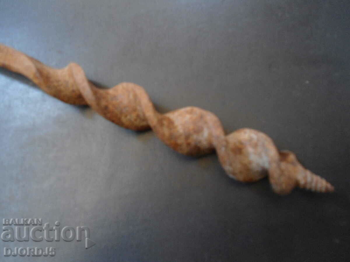 Old drill, chipping with price 3.00 BGN | € 1.53 Old drill, chipping with price 3.00 BGN | € 1.53