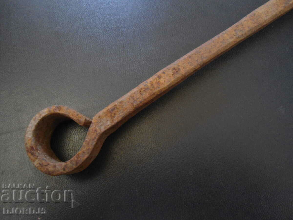 Auction Old drill, chipping Auction Old drill, chipping