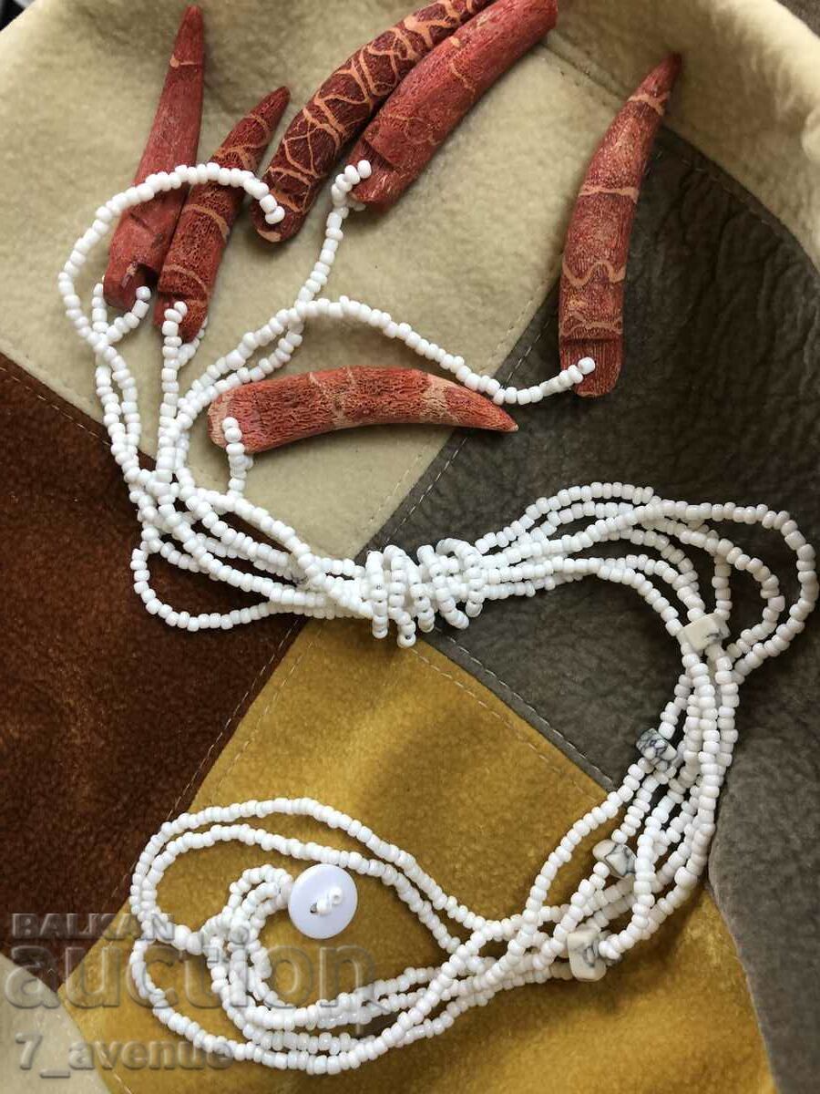 Auction CORAL NECKLACE Auction CORAL NECKLACE