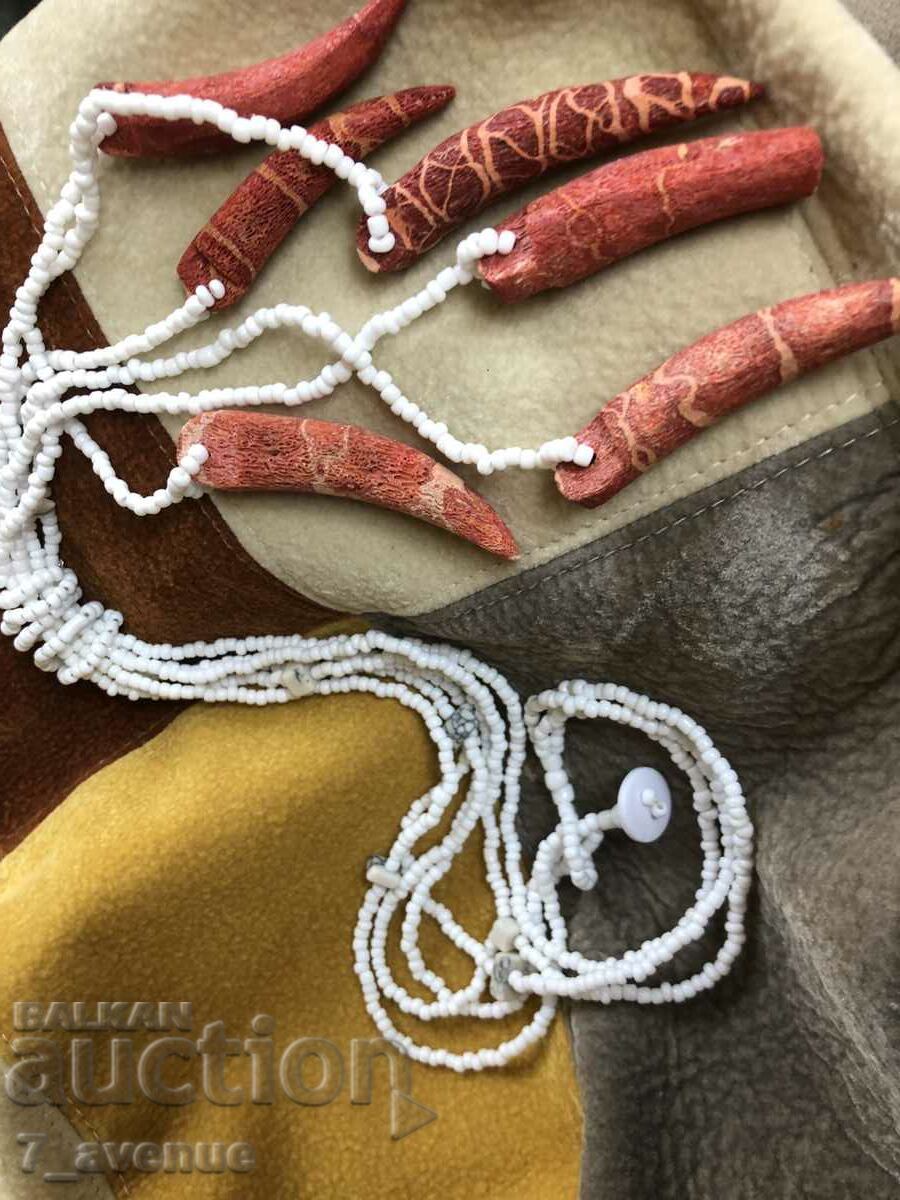 CORAL NECKLACE CORAL NECKLACE