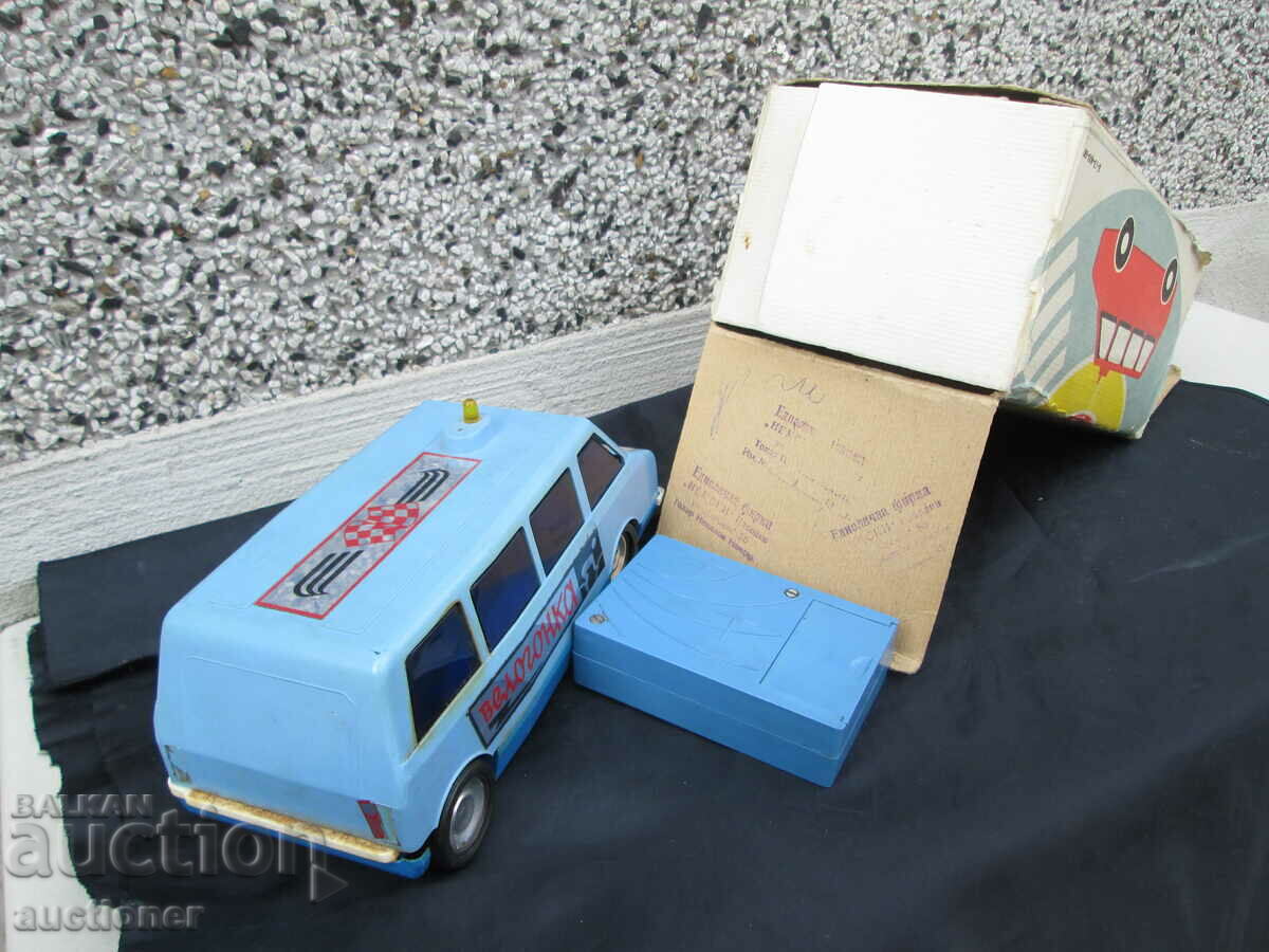 PLASTIC CAR WITH ITS BOX BIKE SPORT - USSR - 6