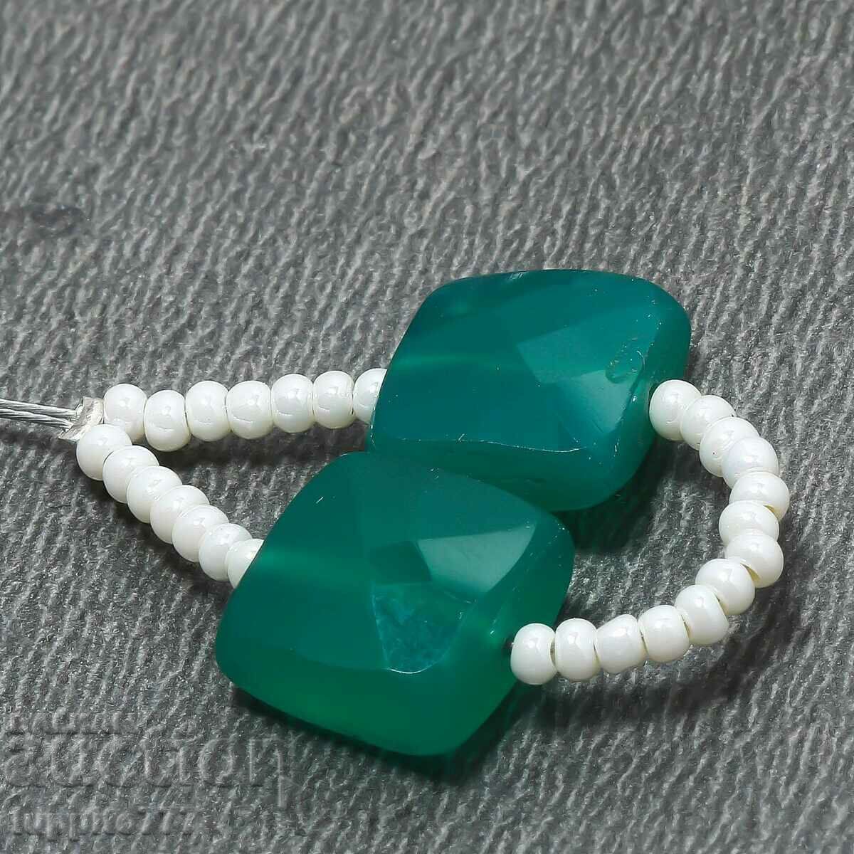 Κορδόνι μαξιλαριού από φυσικό πράσινο όνυχα 13,10 καρατίων με τιμή 29.99 BGN | € 15.33 Κορδόνι μαξιλαριού από φυσικό πράσινο όνυχα 13,10 καρατίων με τιμή 29.99 BGN | € 15.33