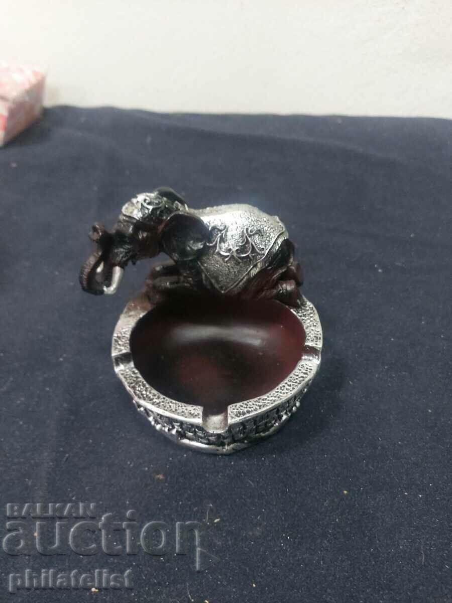 ashtray #5 with price 8.00 BGN | € 4.09 ashtray #5 with price 8.00 BGN | € 4.09