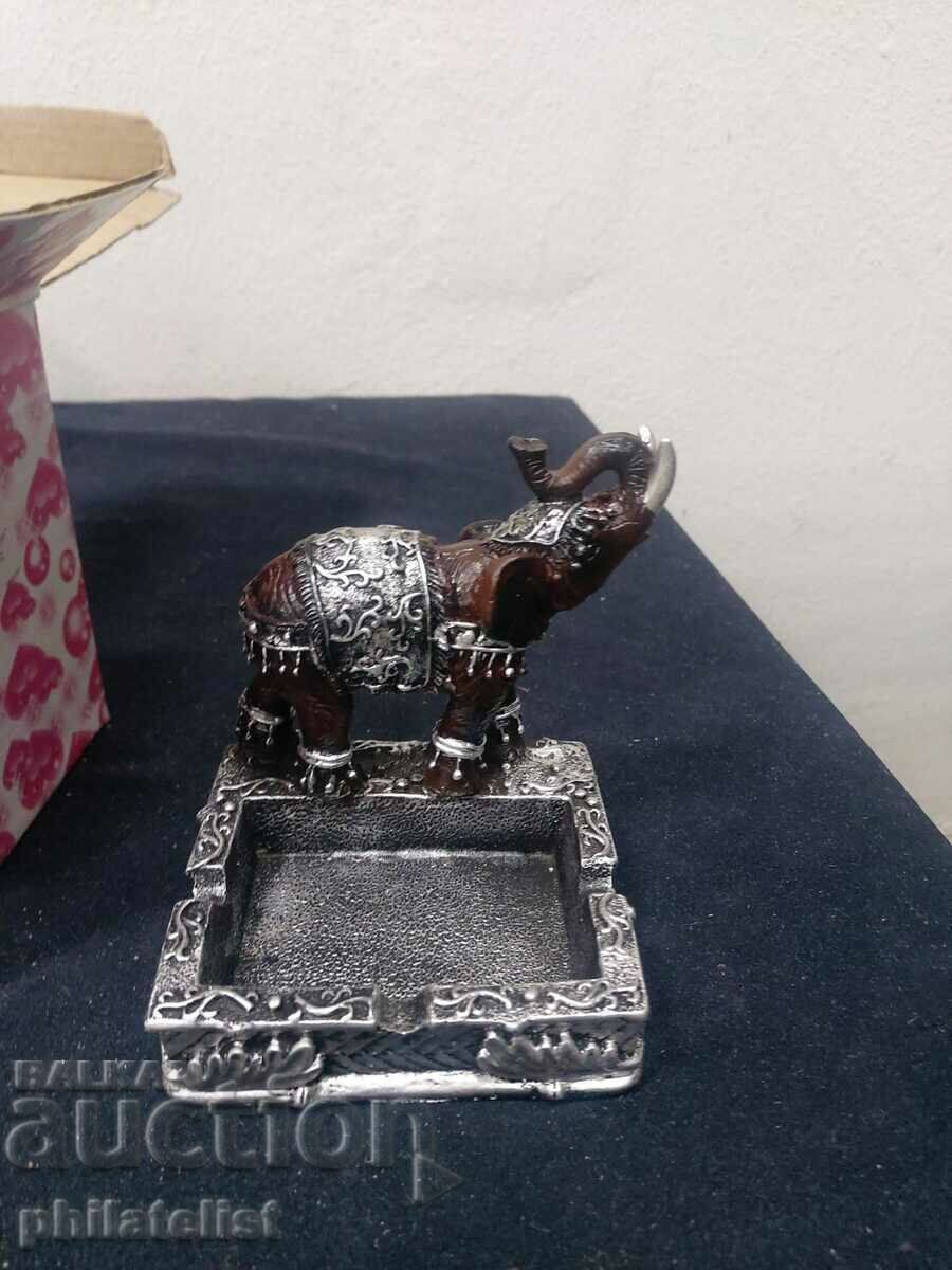 τασάκι #7 με τιμή 9.00 BGN | € 4.60