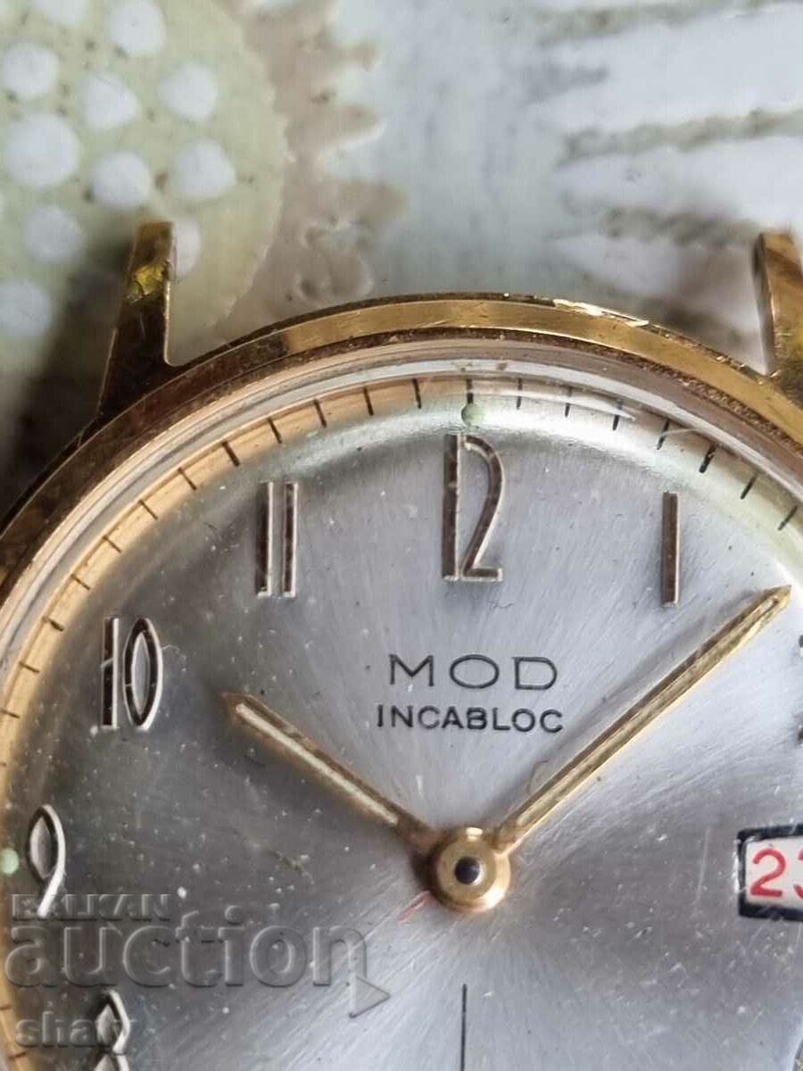 Швейцарски часовник. Оригинал с цена 70.00 лв. | € 35.79 Швейцарски часовник. Оригинал с цена 70.00 лв. | € 35.79