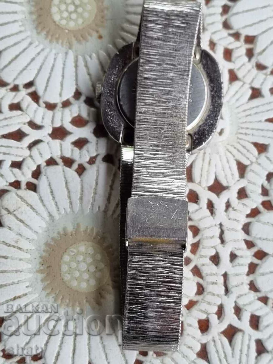 Доставка на Швейцарски часовник. Оригинал Доставка на Швейцарски часовник. Оригинал