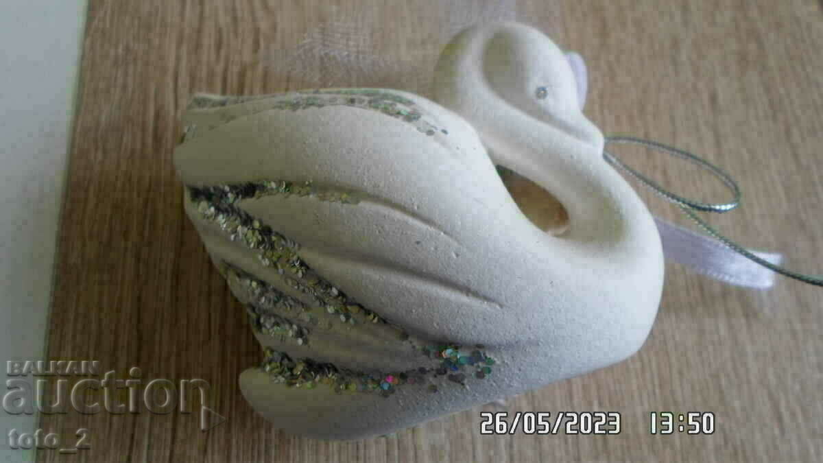 WEDDING FIGURINE /SWAN/