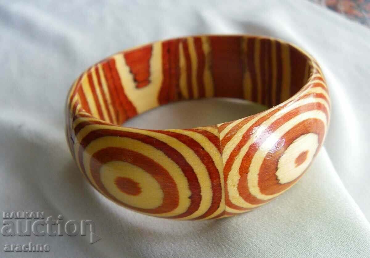 Παράδοση Βραχιόλι από πολύ σπάνιο ξύλο Κεντρικής Αφρικής - Zebrano Παράδοση Βραχιόλι από πολύ σπάνιο ξύλο Κεντρικής Αφρικής - Zebrano