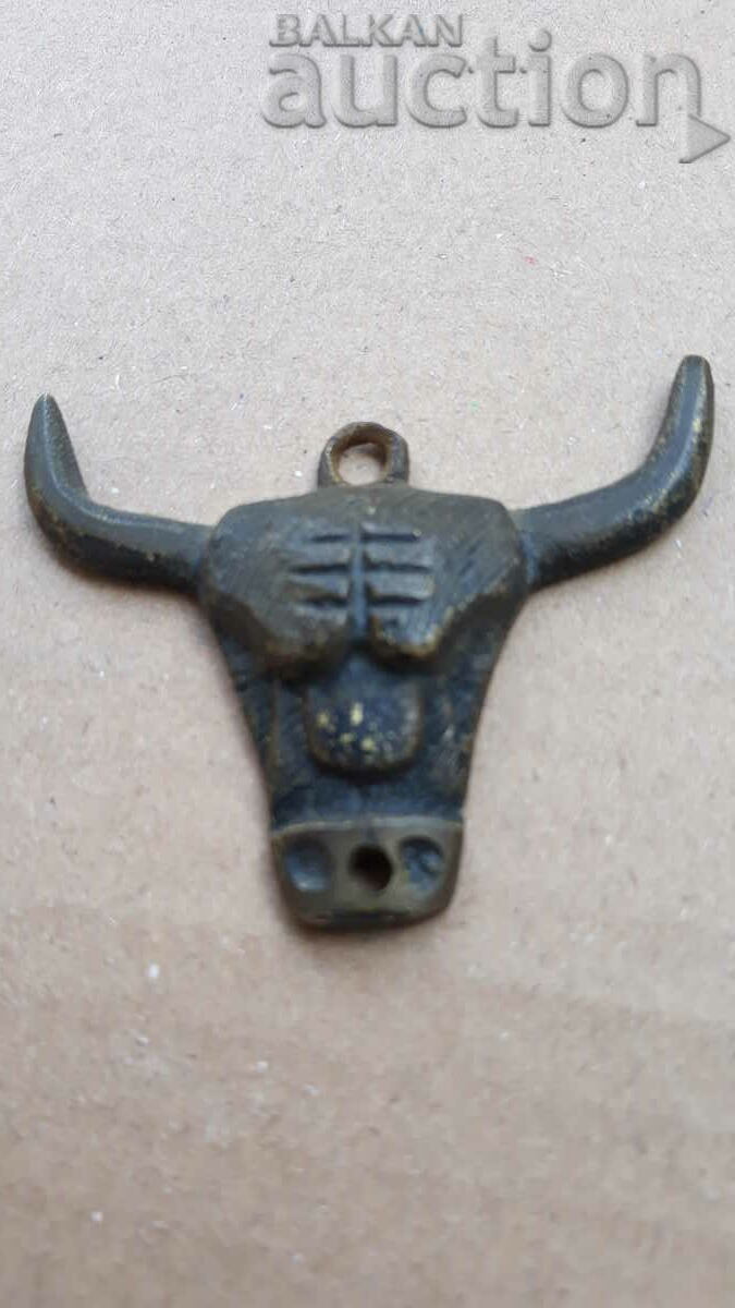 antique bronze bull head amulet - 5 antique bronze bull head amulet - 5