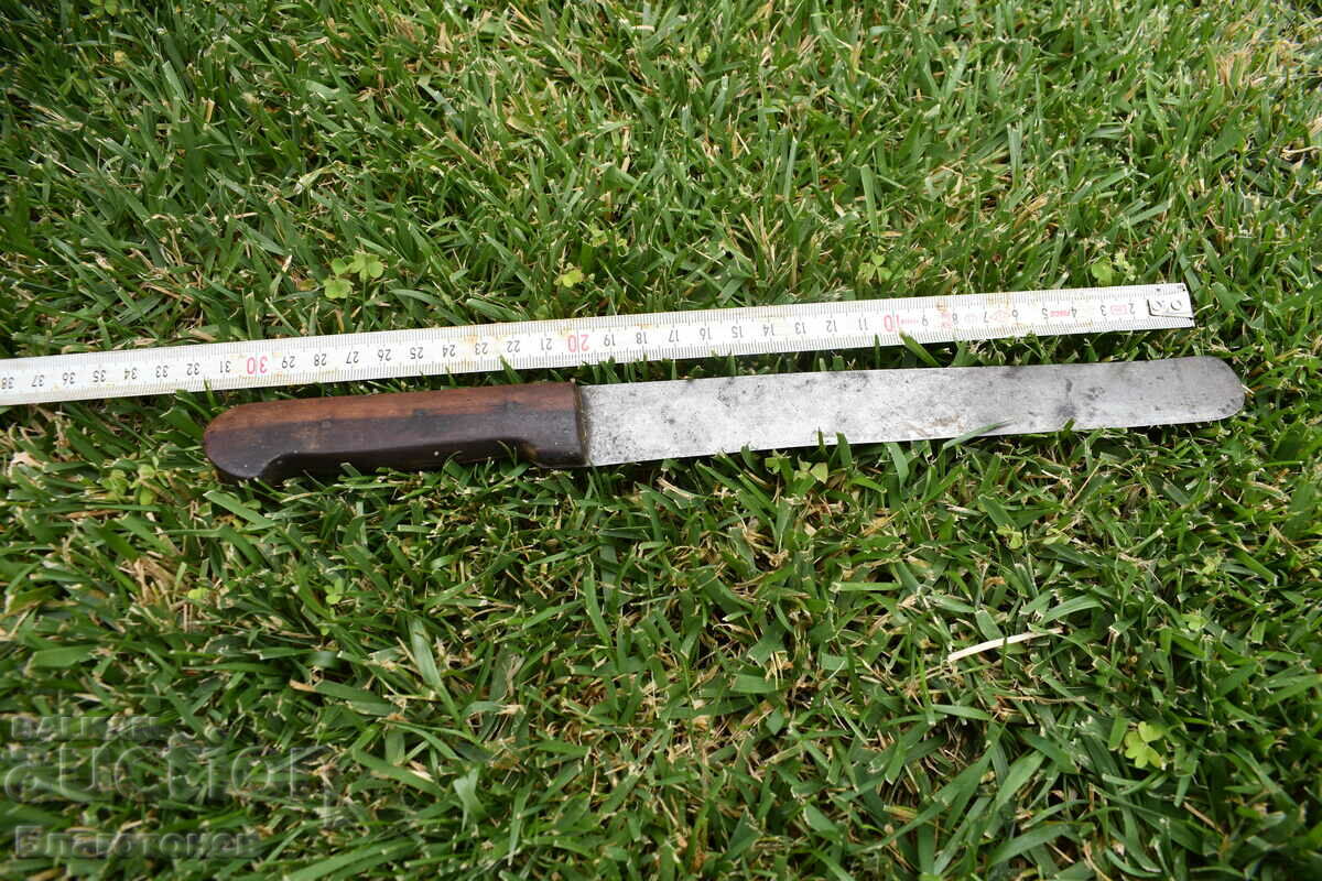 Auction An old knife Auction An old knife