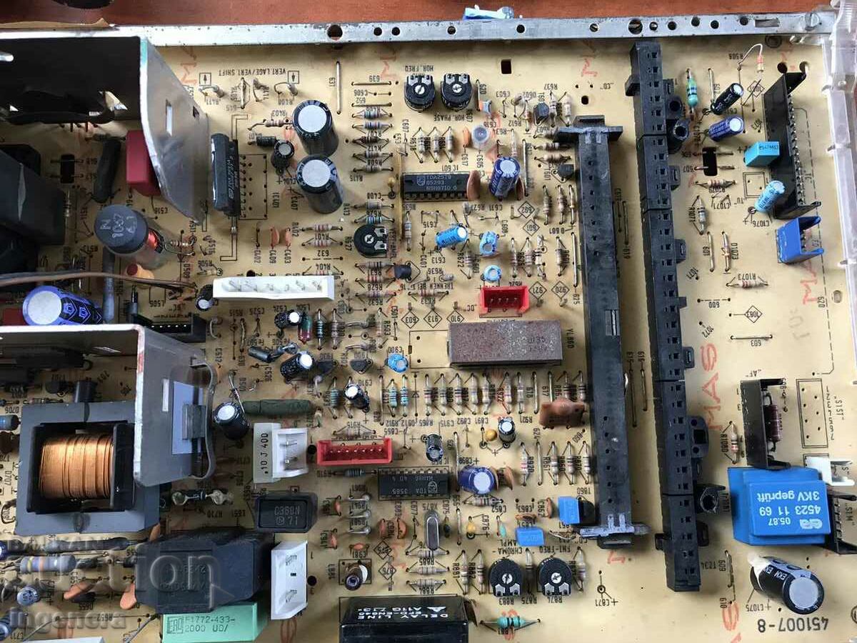 СКРАП ЕЛЕКТРОНИКА ЕЛЕМЕНТИ ПОЗЛАТА ПЛАТКА ПЛАТКИ - 6